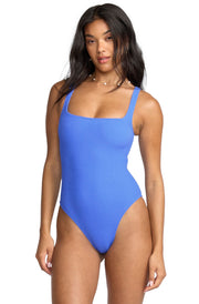 SUNRAYS SQUARE NECK 1PC