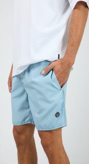 ILLUSION SHORT