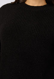 SELENA KNIT TOP