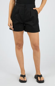 ESSENTIAL BERMUDA SHORT