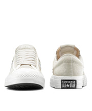 STAR PLAYER 76 SUEDE LOW EGRET
