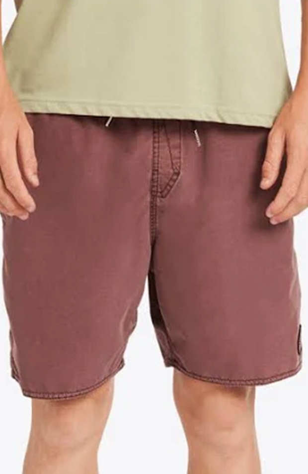 CENTER TRUNK 17