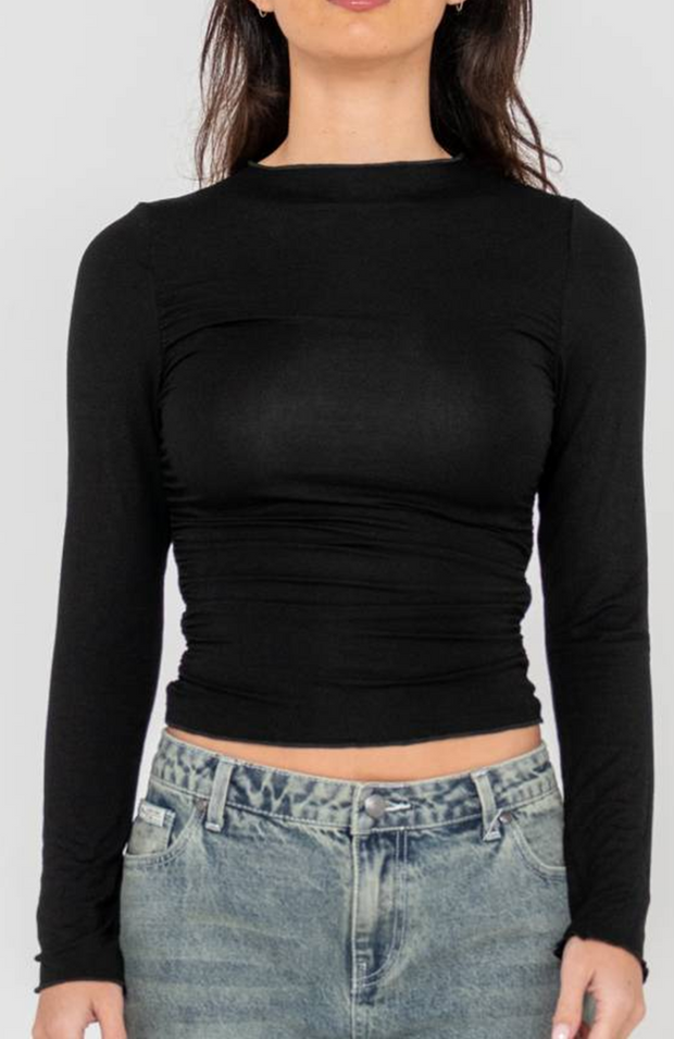 PLAIN JANE RUCHED LONG SLEEVE TOP