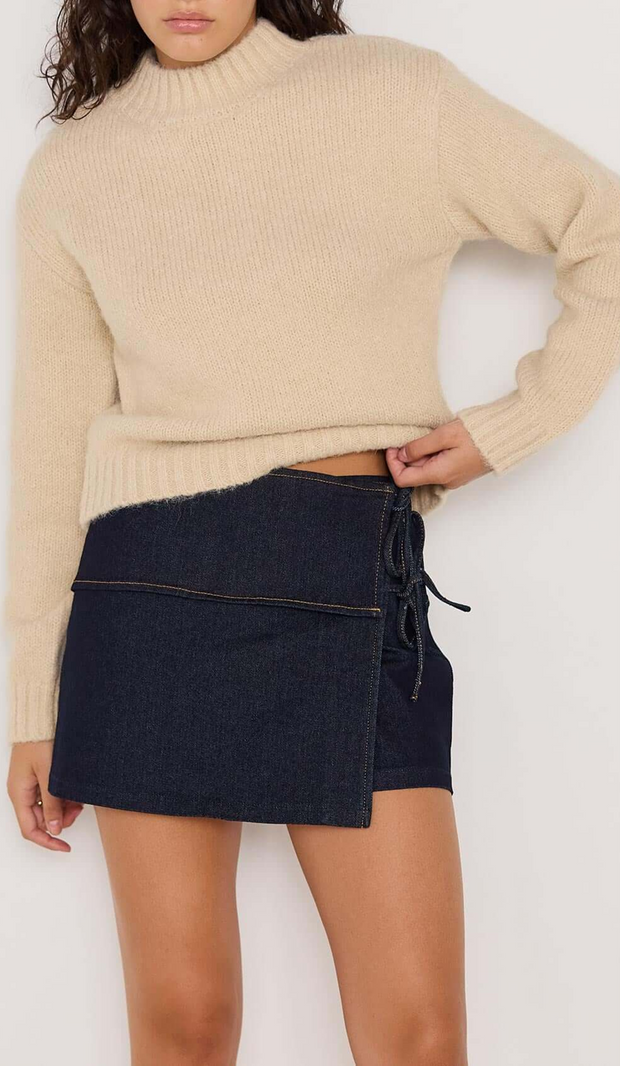AVERY FLUFFY SWEATER