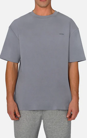 THE NEWPORT TEE