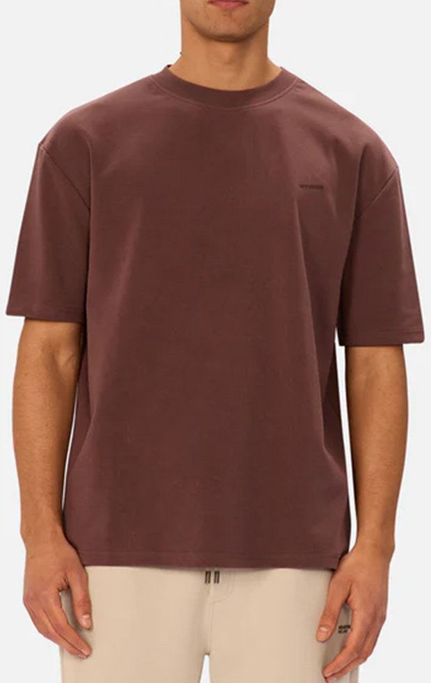 THE NEWPORT TEE