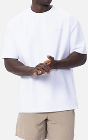 THE NEWPORT TEE