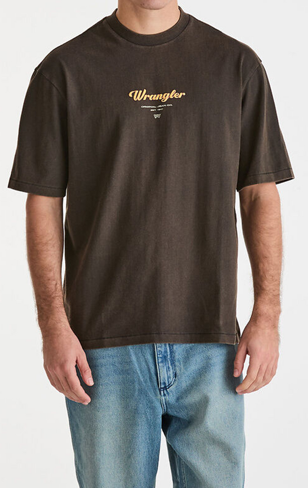 NORTH ELM SLACKER TEE