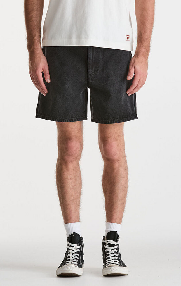SLACKER SHORT BLACK WONDER