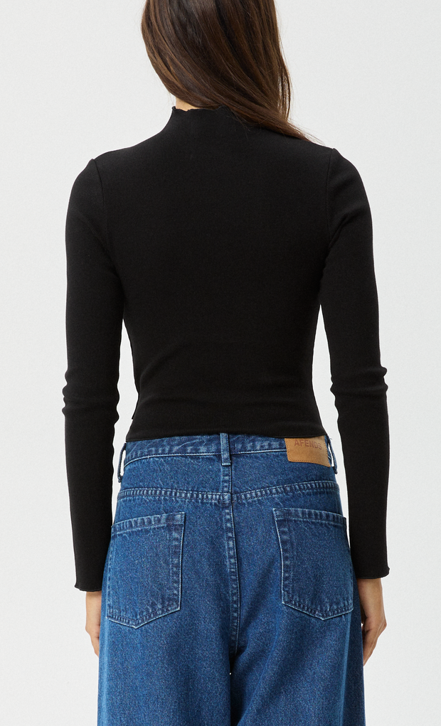 ICONIC - LONG SLEEVE RIB TOP