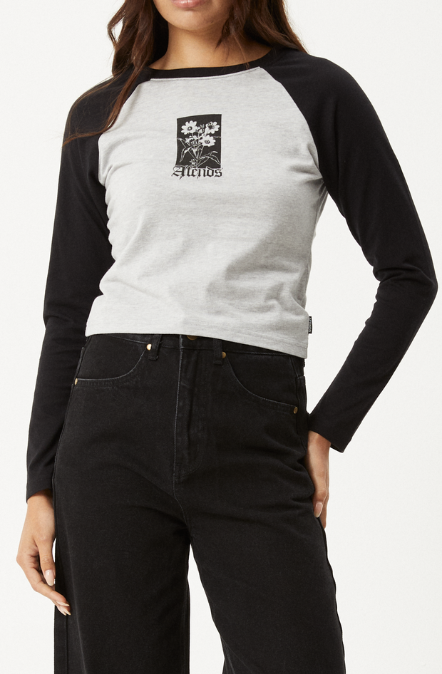 ADELE - RECYCLED LONG SLEEVE RAGLAN TEE