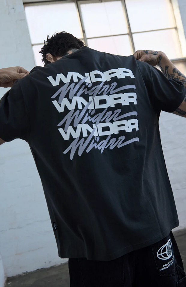 HEX BOX FIT TEE