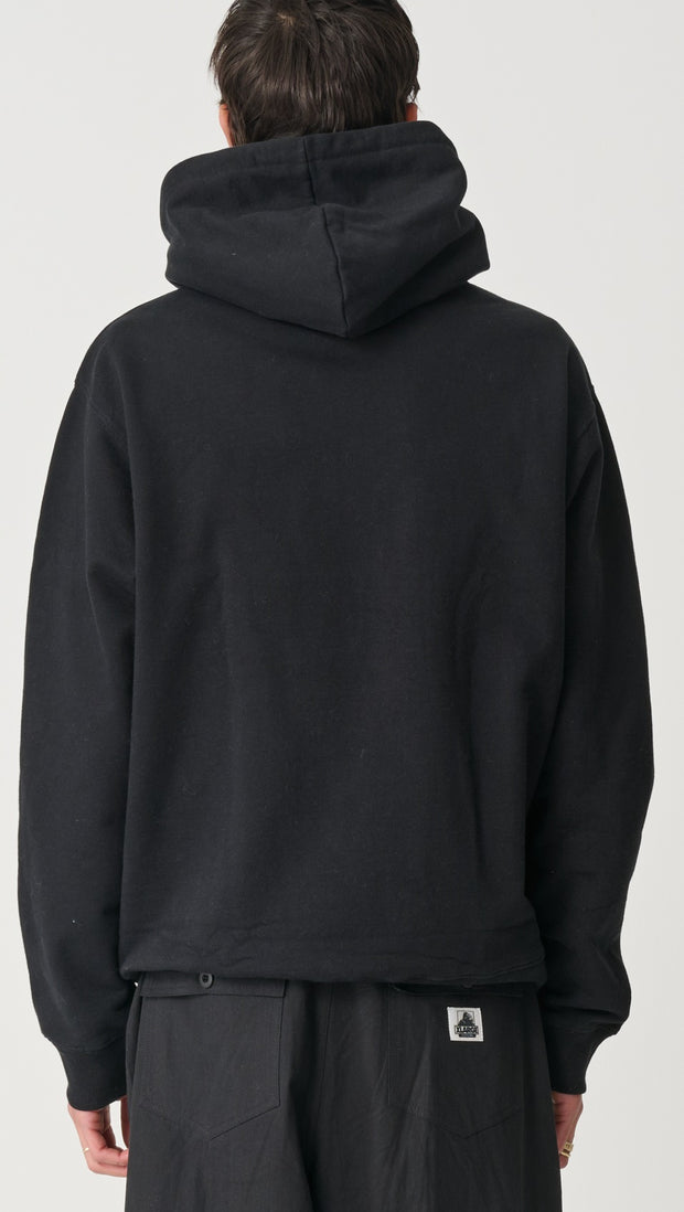 OVAL SCRIPT HOOD